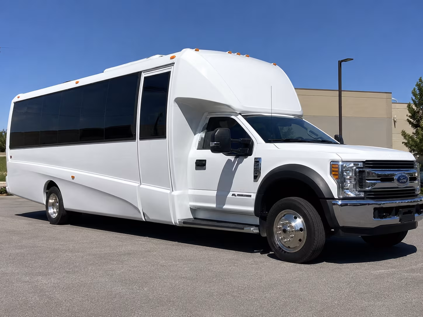 chesapeake airport transportation onboard seating