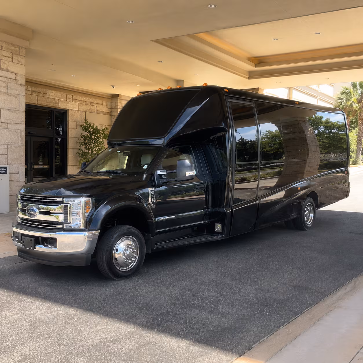 chesapeake night out on town party bus rental