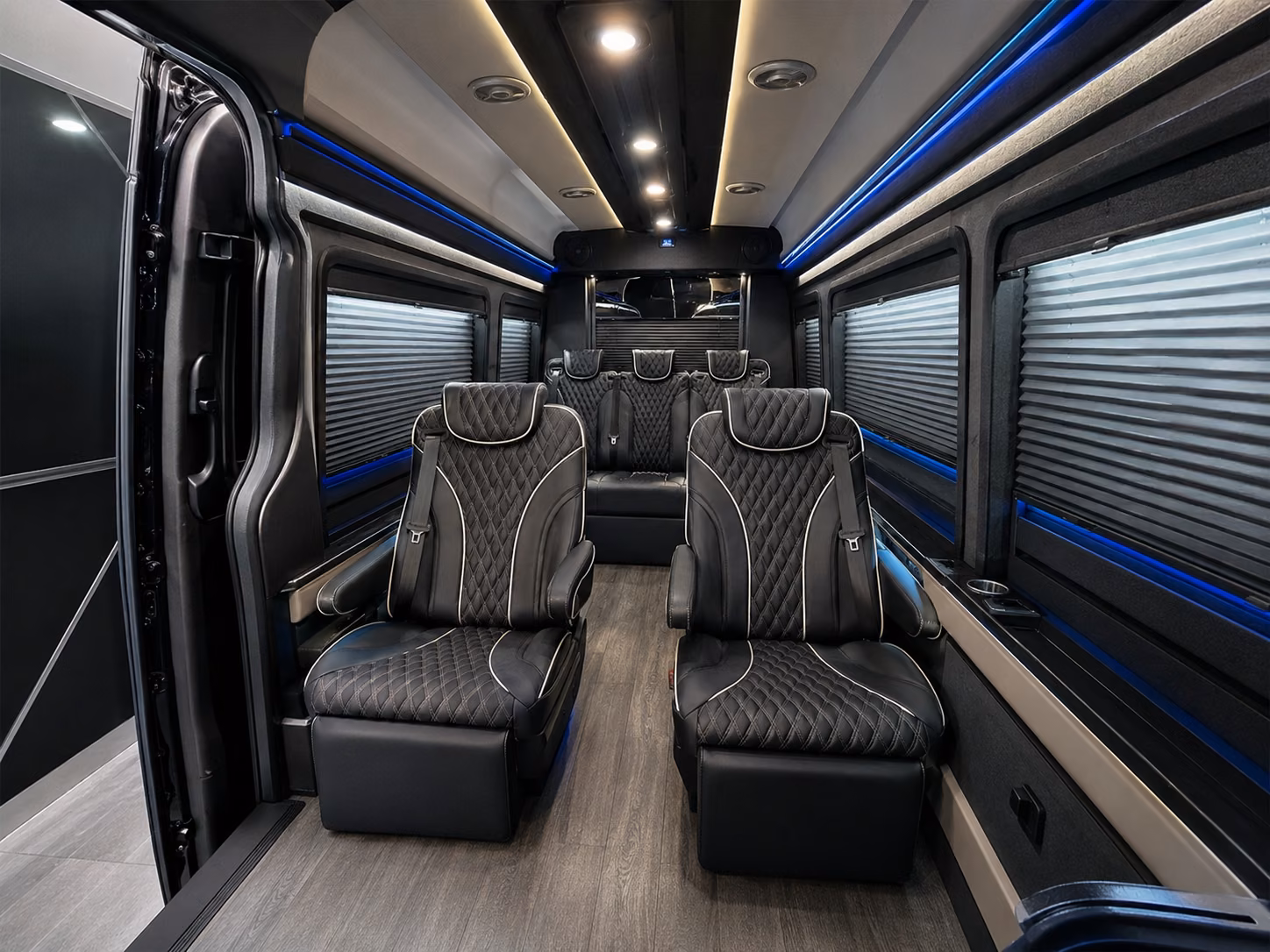chesapeakecharterbuscompany com makes it possible to move large groups through orf without the carpool chaos