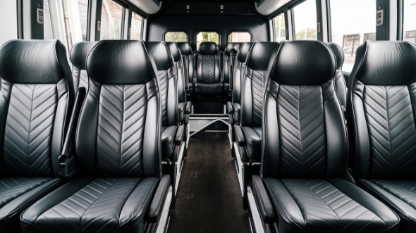 35 passenger minibus rental charlottesville